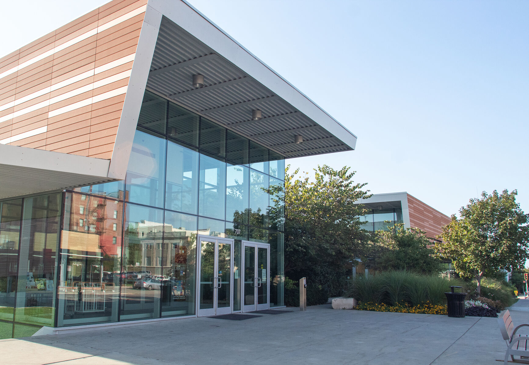 Lawrence Public Library spring book sale supports the Lawrence ...