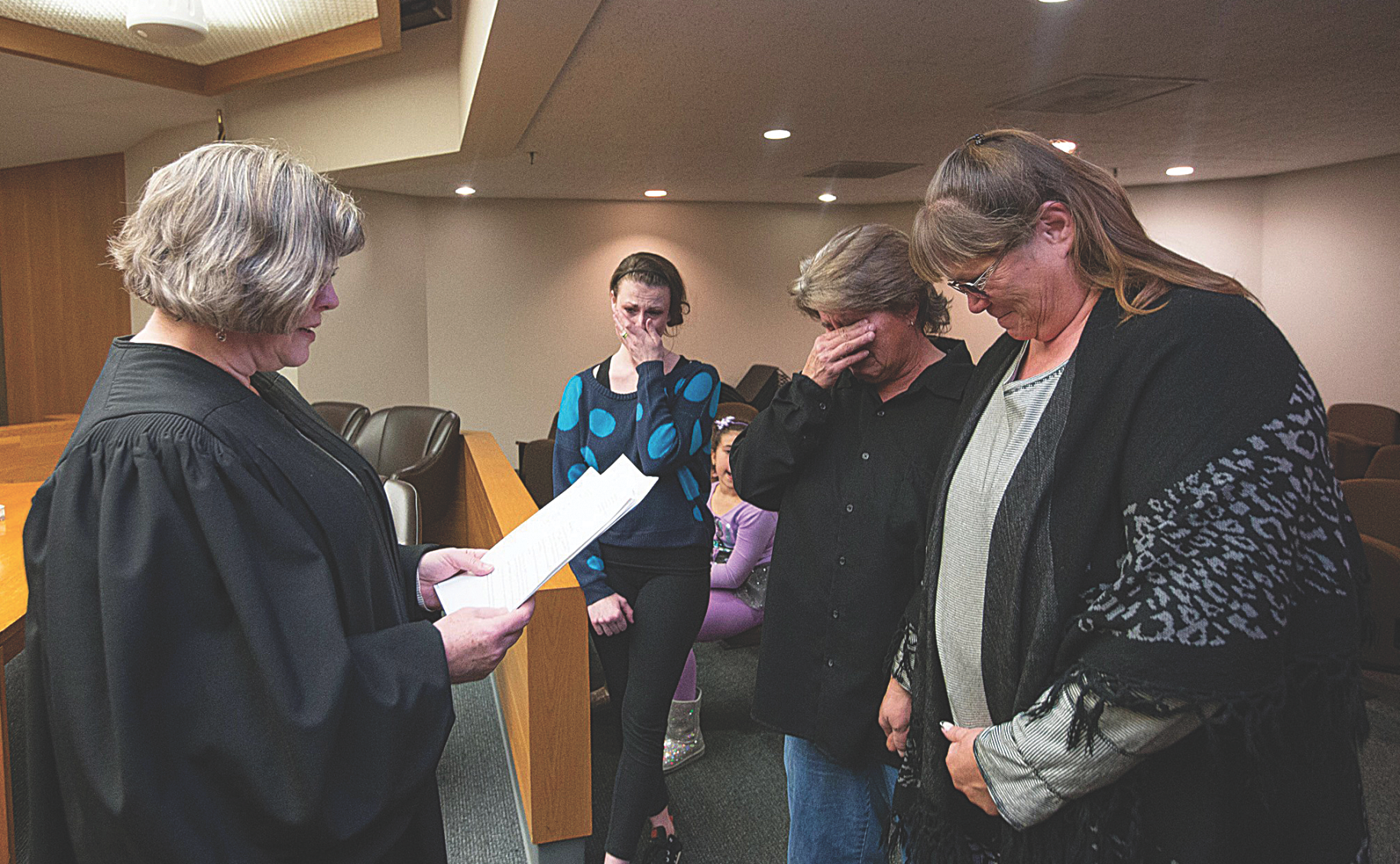 Douglas County began issuing same-sex marriage licenses last week News kansan picture