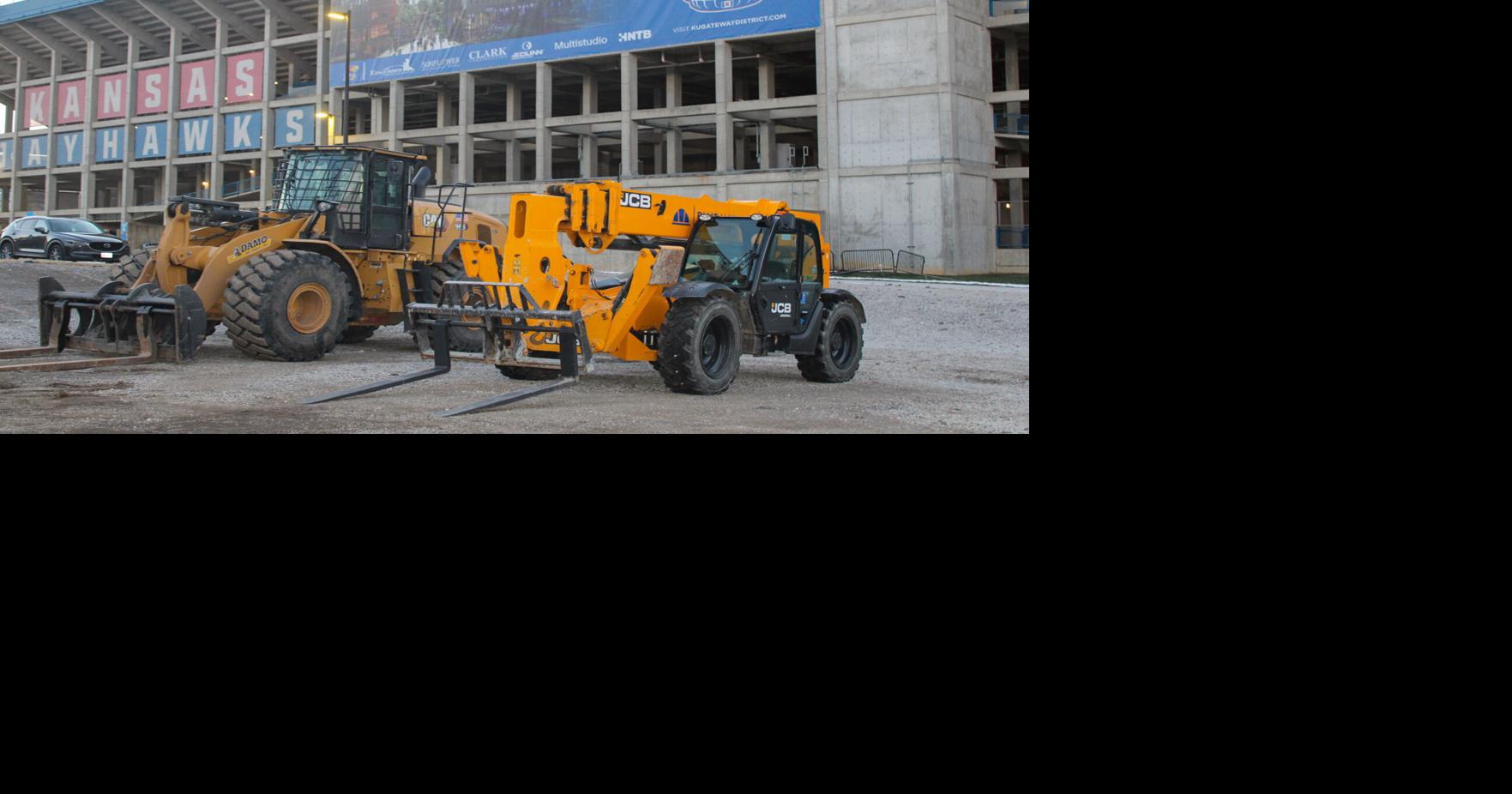 Three lots near stadium to permanently close due to KU Gateway construction