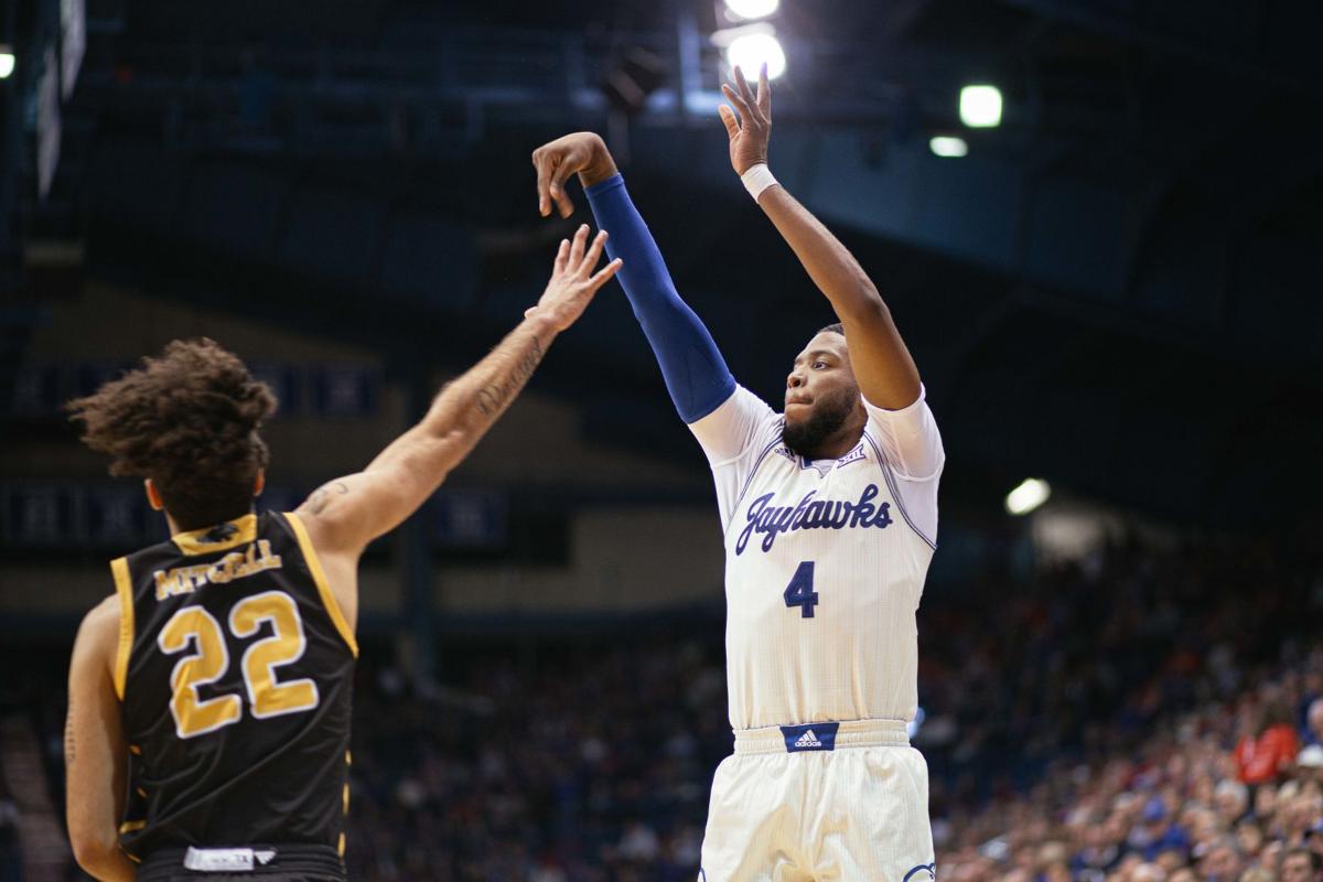 Isaiah Moss Rediscovers Rhythm In Kansas Men S Basketball Rout Of