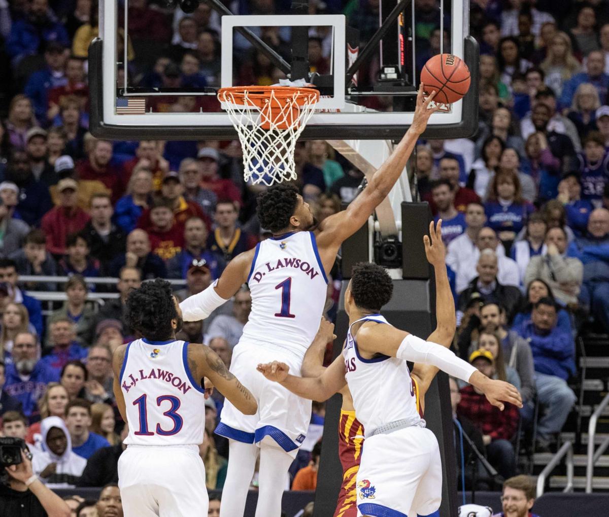 Expectations Shouldn T Be High For Ku Men S Basketball But Fans