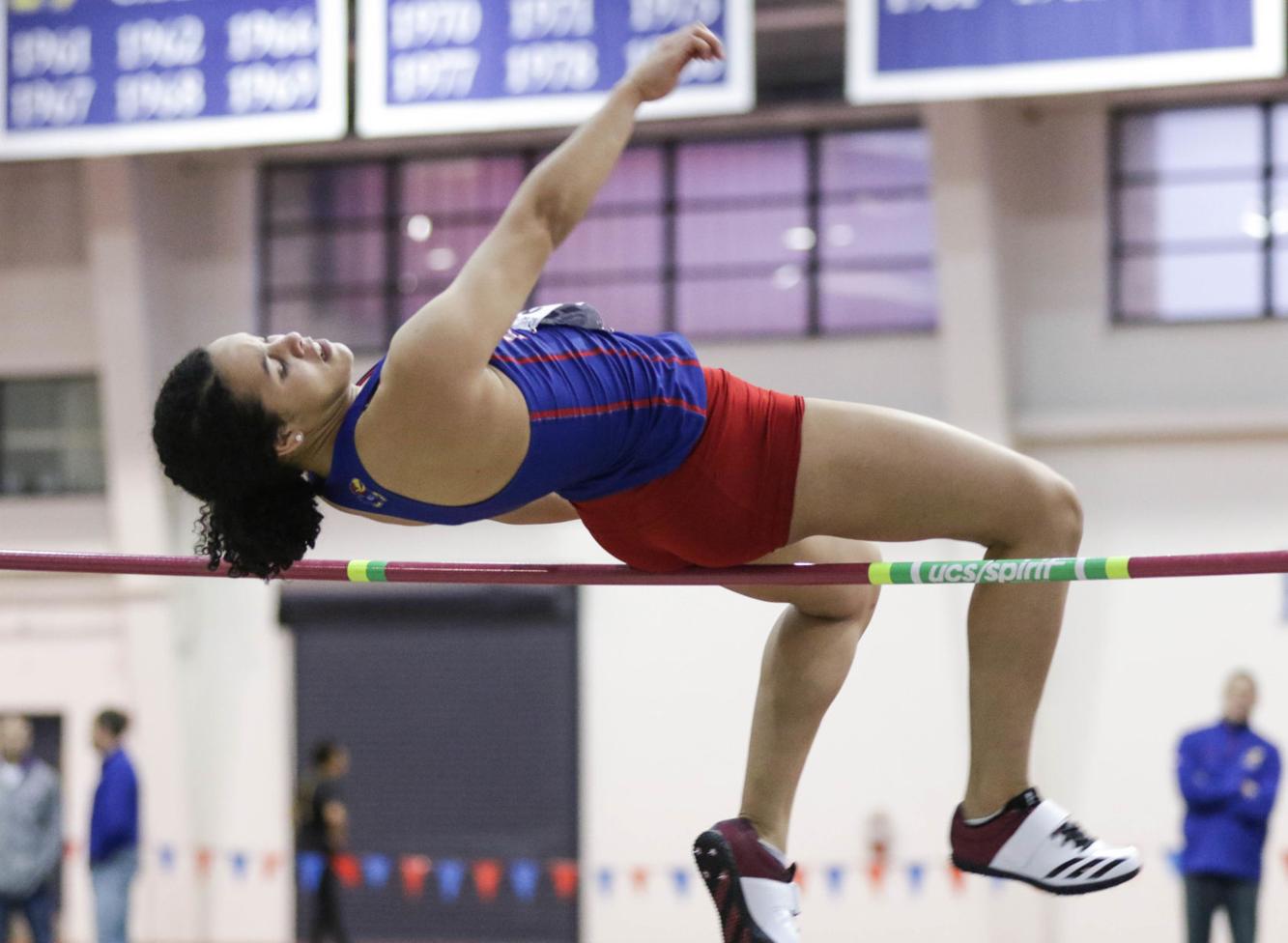 Kansas track and field opens 2021 indoor slate in Jayhawk Classic