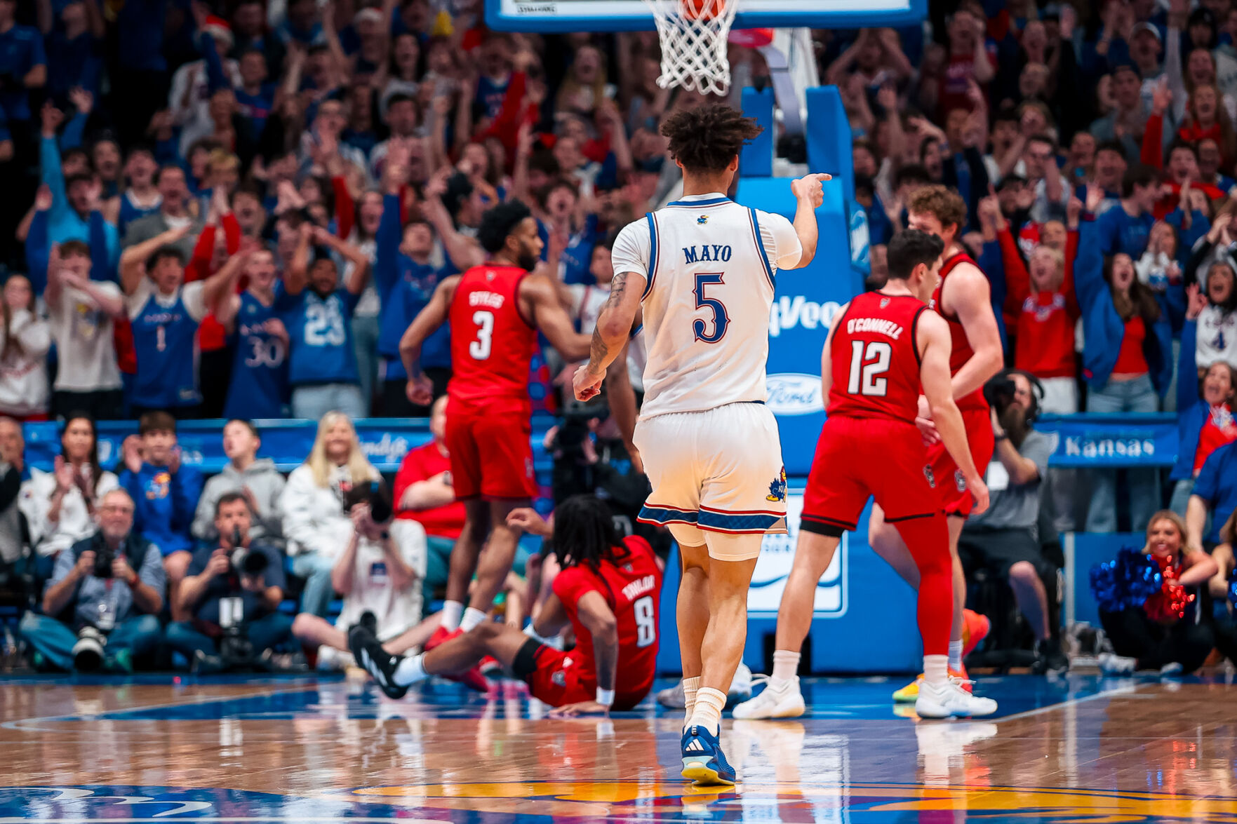 KU 75 NC State 60 Dickinson and Mayo lead No. 10 Kansas to victory Sports kansan
