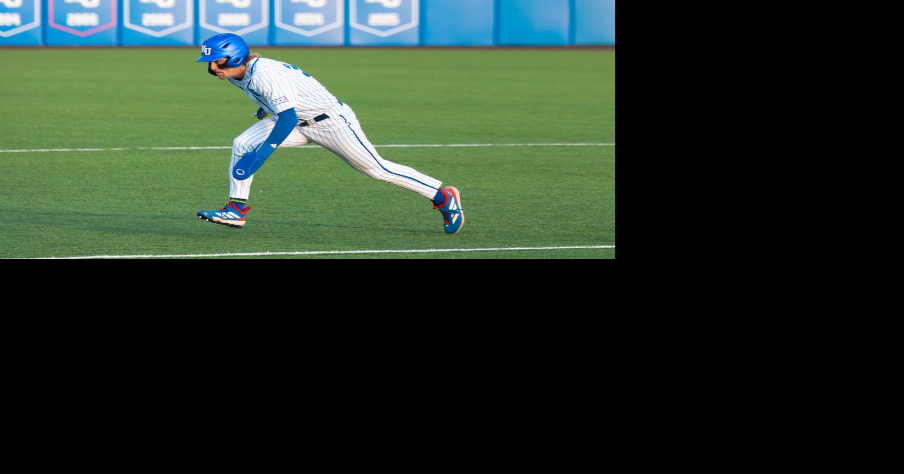 Mid-game surge leads Kansas baseball to blowout victory over Sacramento State