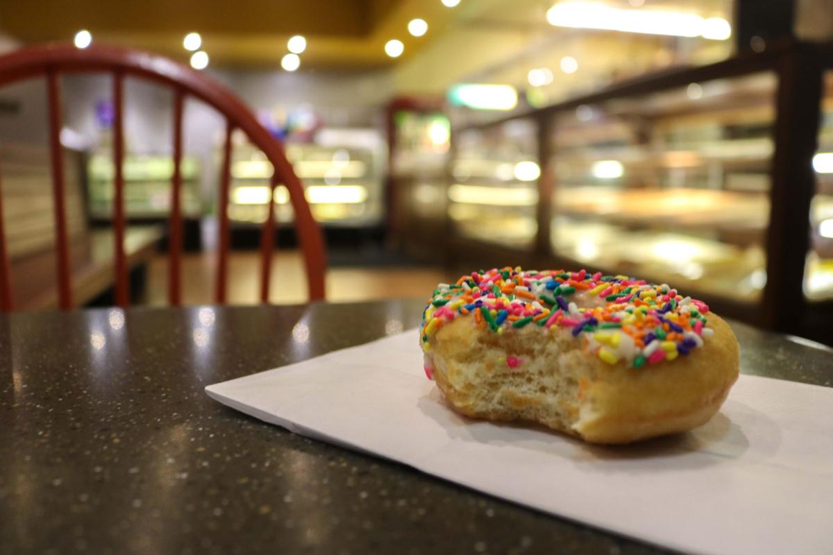 Best Bakery Munchers Serves Classic Favorites 24 Hours A Day Top