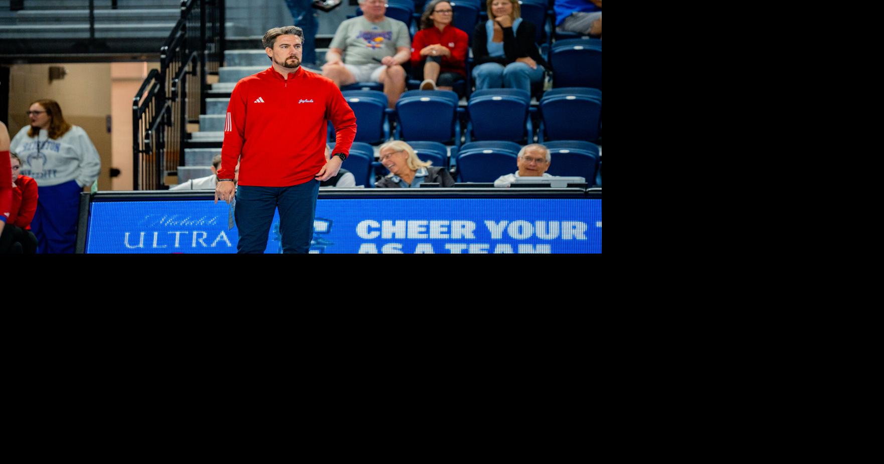 Kansas volleyball falls to Pitt in season opener