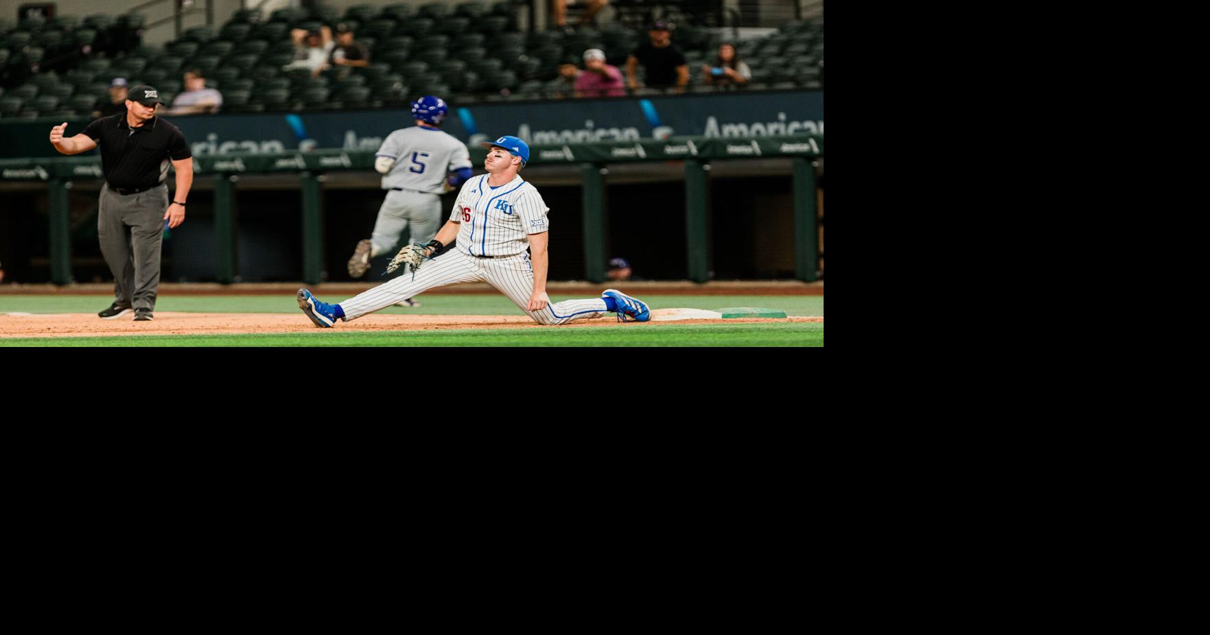 Kansas baseball survives late Minnesota rally to open series