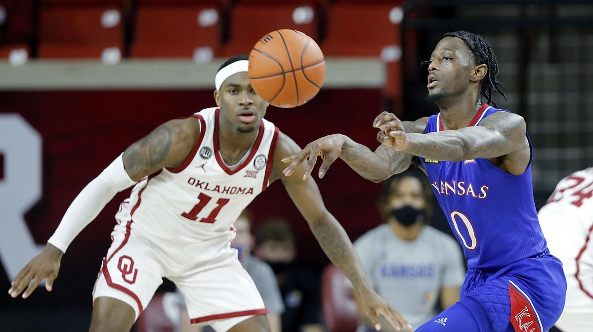 At a loss: Jayhawks drop their third-straight game