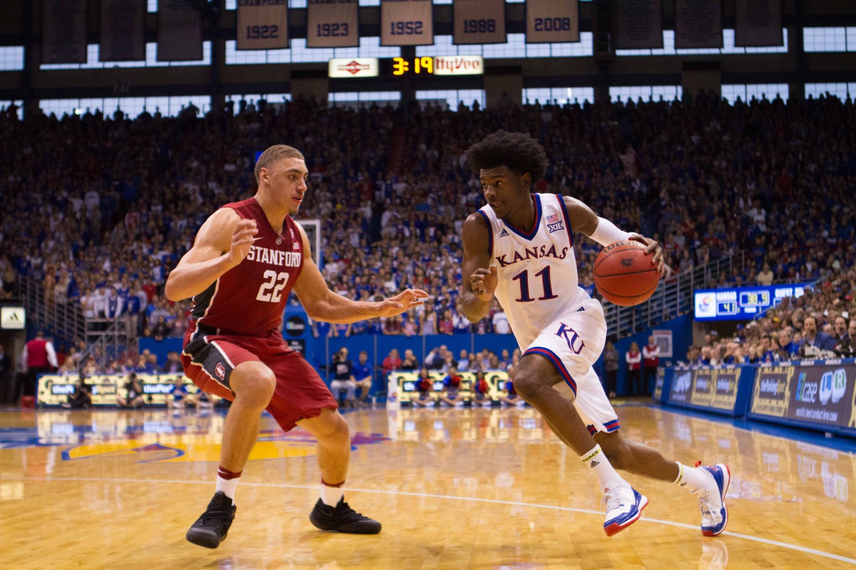 Gallery: Men's Basketball Vs. Stanford | Gallery | Kansan.com