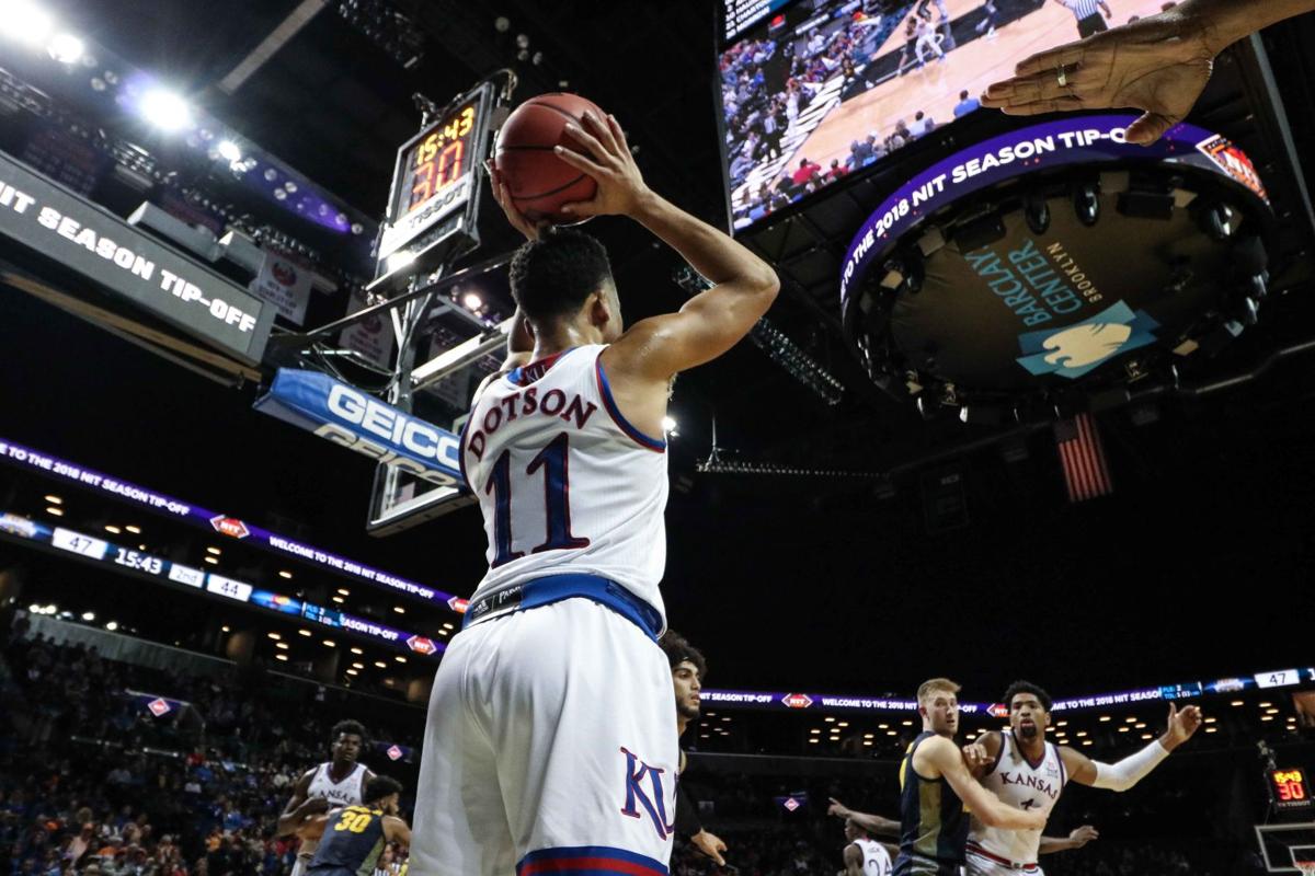 Men S Basketball Gameday Kansas Vs Tennessee Sports Kansan Com
