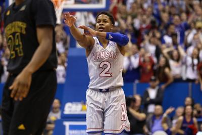 Weekly Debate Kansas Or Duke Who Deserves The No 1 Ranking