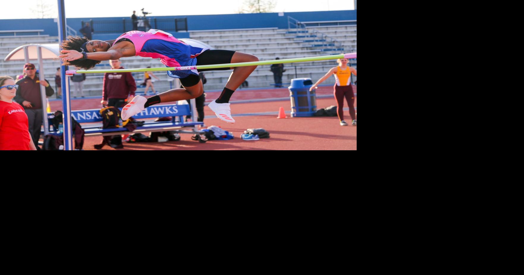 Kansas Track and Field ends 2017 season with historic result Sports