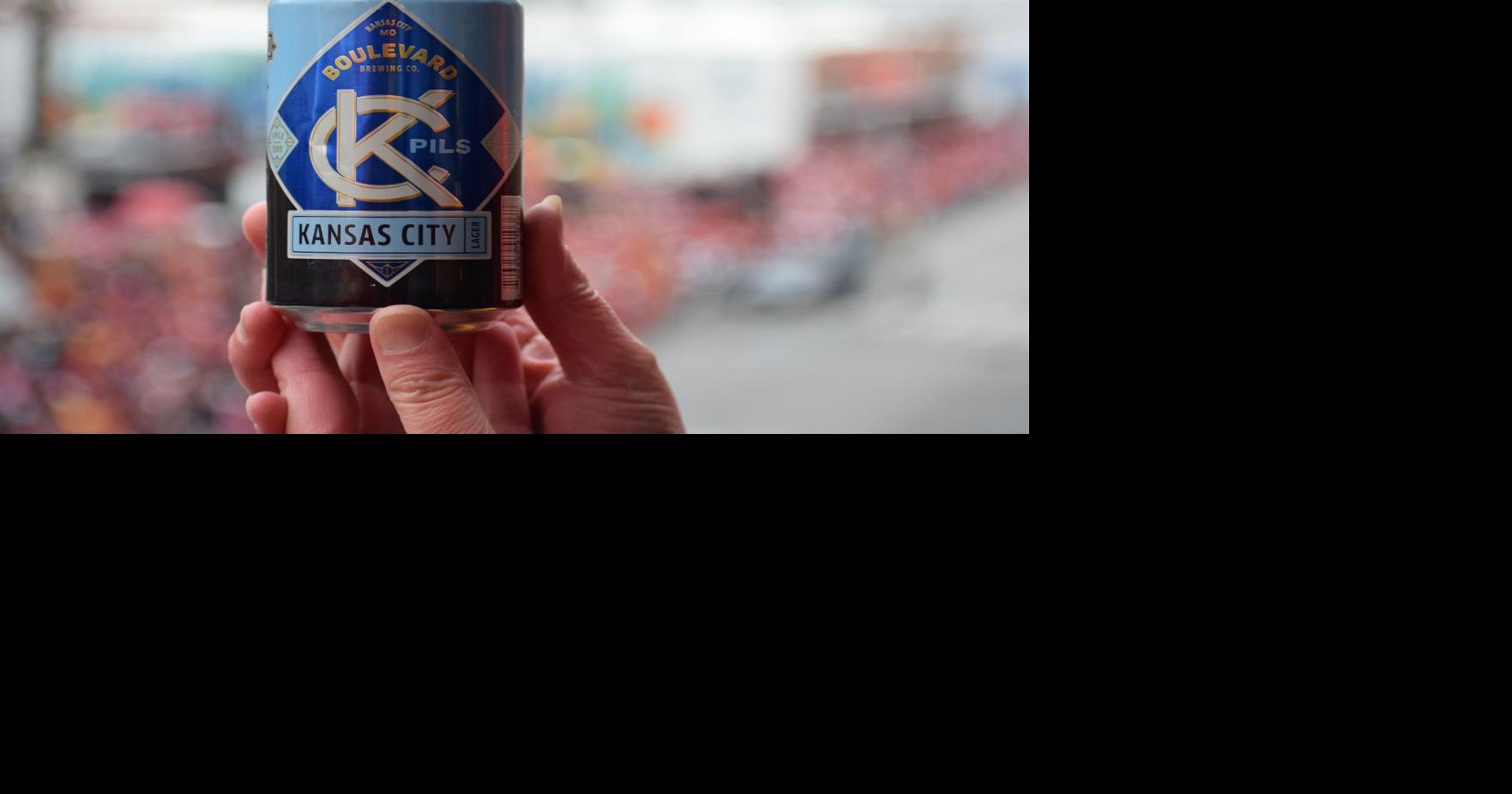 Kansas liquor stores, bars now able to sell alcohol curbside News