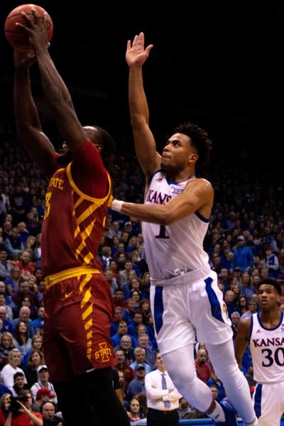 Dotson S Efficient Scoring Leads Kansas Men S Basketball Past Iowa