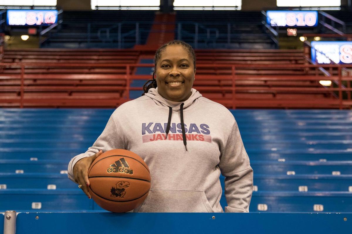 Hall Of Famer Aqua Franklin Returns For Fourth Season Coaching