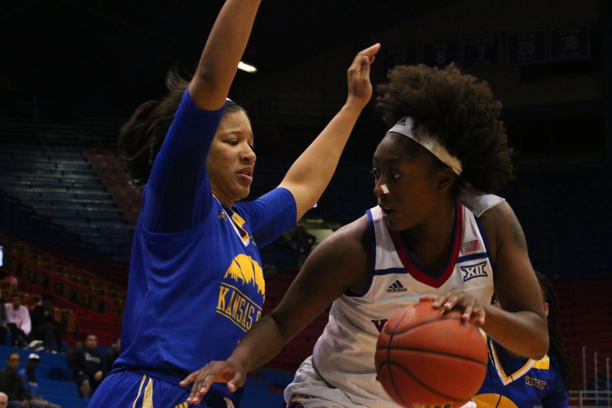 Despite Ugly Game Kansas Women S Basketball Defeats Umkc For