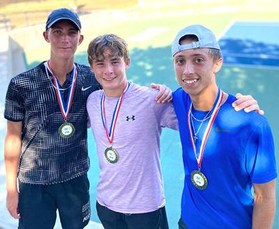 Frosch, Lengacher, and Negri bring home gold medals from UTR Tournament