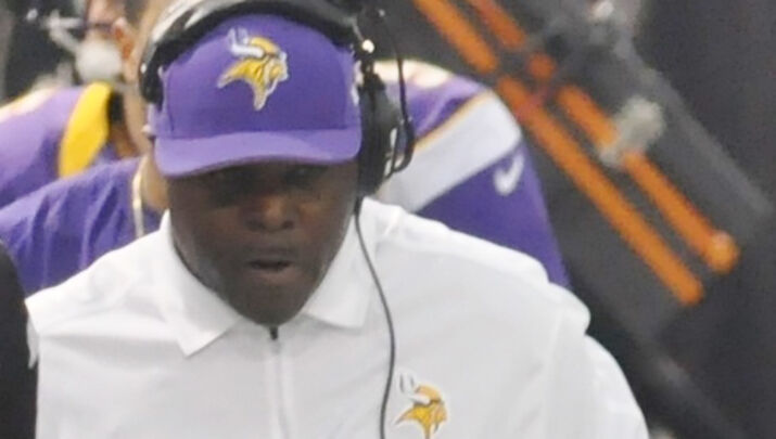 Cardinals RB coach James Saxon placed on administrative leave following  domestic battery charges