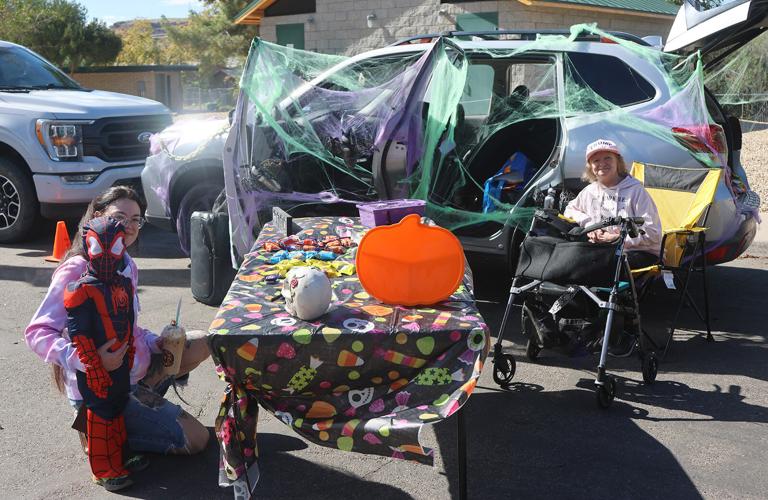 Halloween Market hosts trunk-or-treating and holiday fun | Lifestyles ...