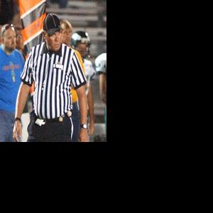 Injured ref returns to the gridiron | | kdminer.com