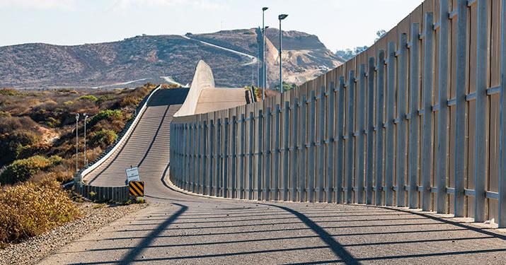 Illegal border crossings hit annual high | National & World News ...