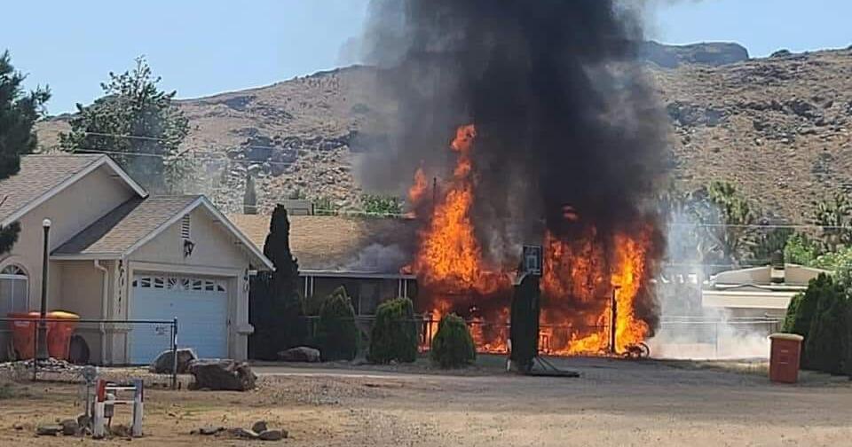 Two families displaced due to residential fire - Vimarsana News