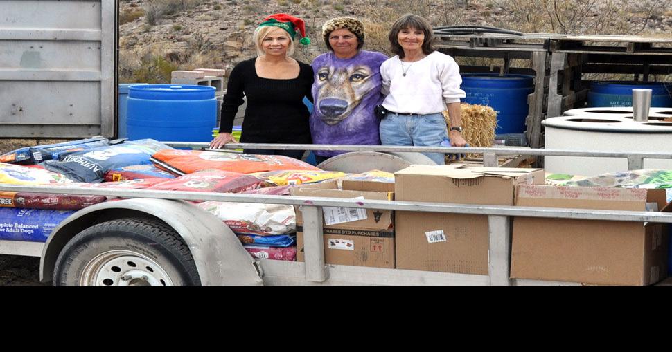Kingman Photo Donations for Luv of Paws and Toys for Tots over