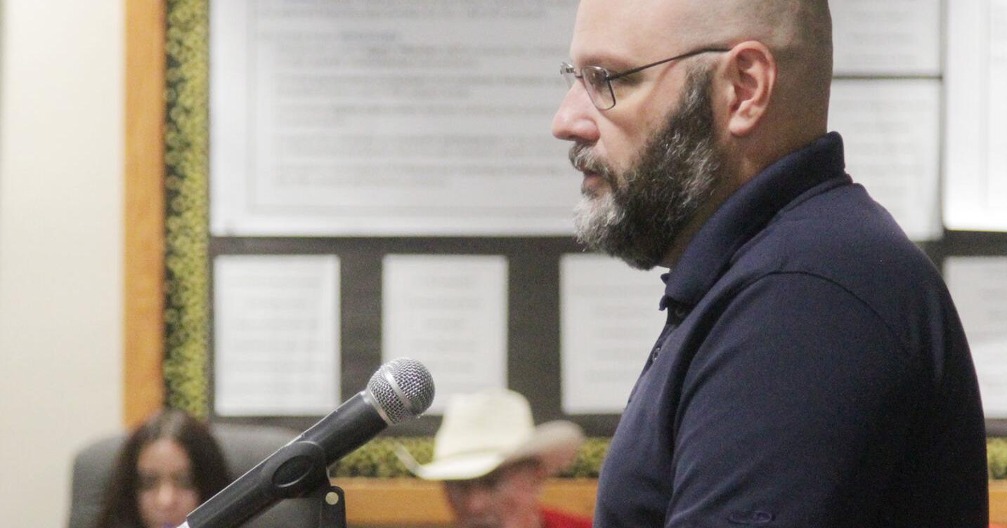Kingman School Board appoints Boyd Hardy to fill vacant board seat - Vimarsana News