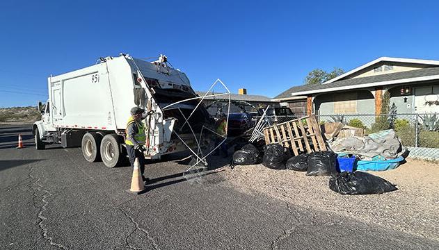 Trash Handler Bulk trash handlers have their hands full | News | kdminer.com