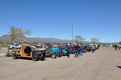 Rat Rod Addition Road to Ruckus participants visit Kingman to show off ...