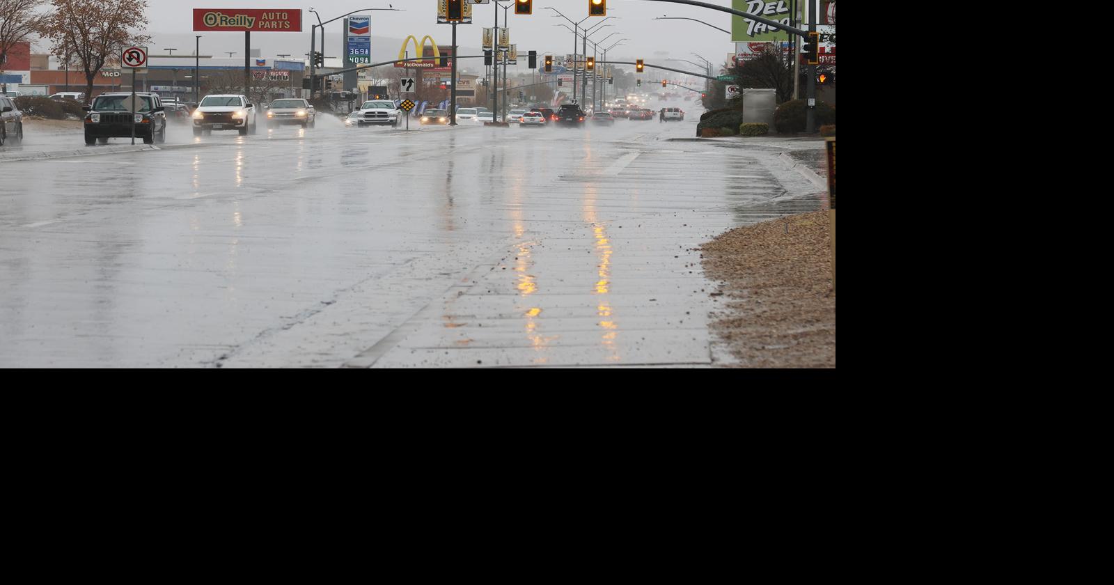 Rain tapers off in Kingman, sun on the way this weekend | | kdminer.com