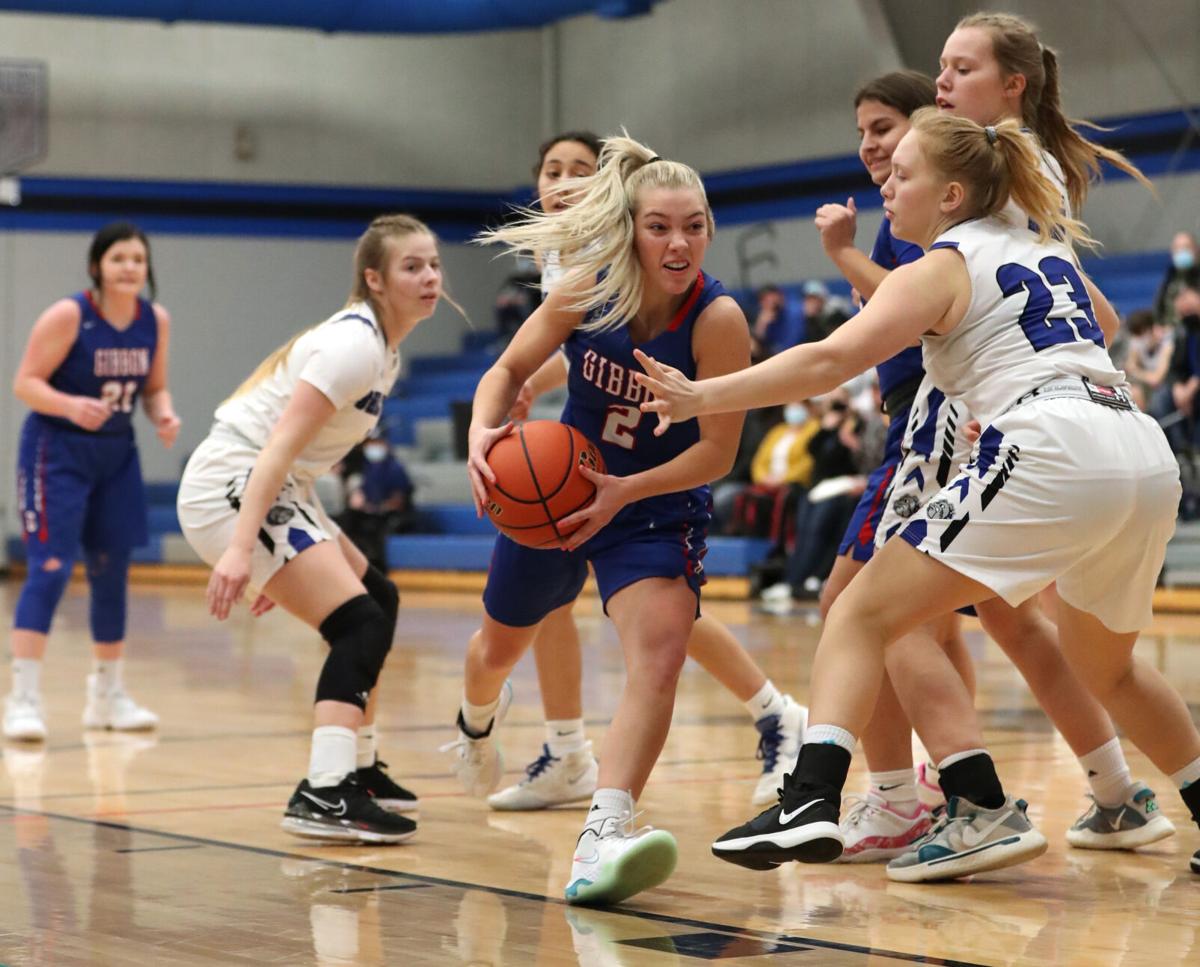 Bombeck shoots