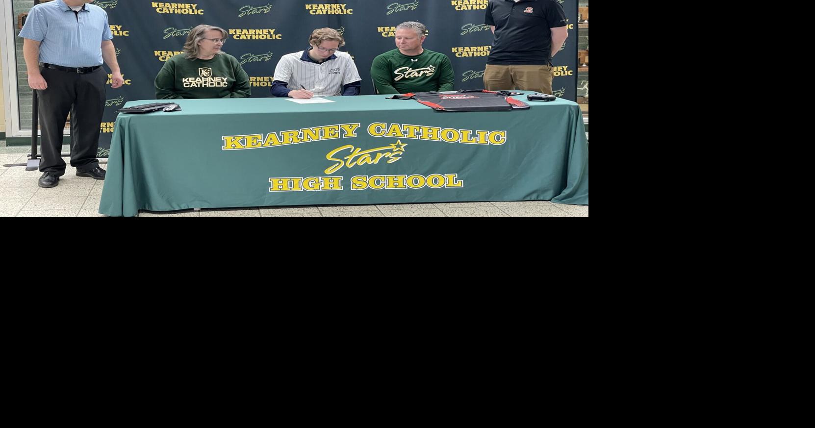 Kearney Catholic graduate to join Doane University esports team