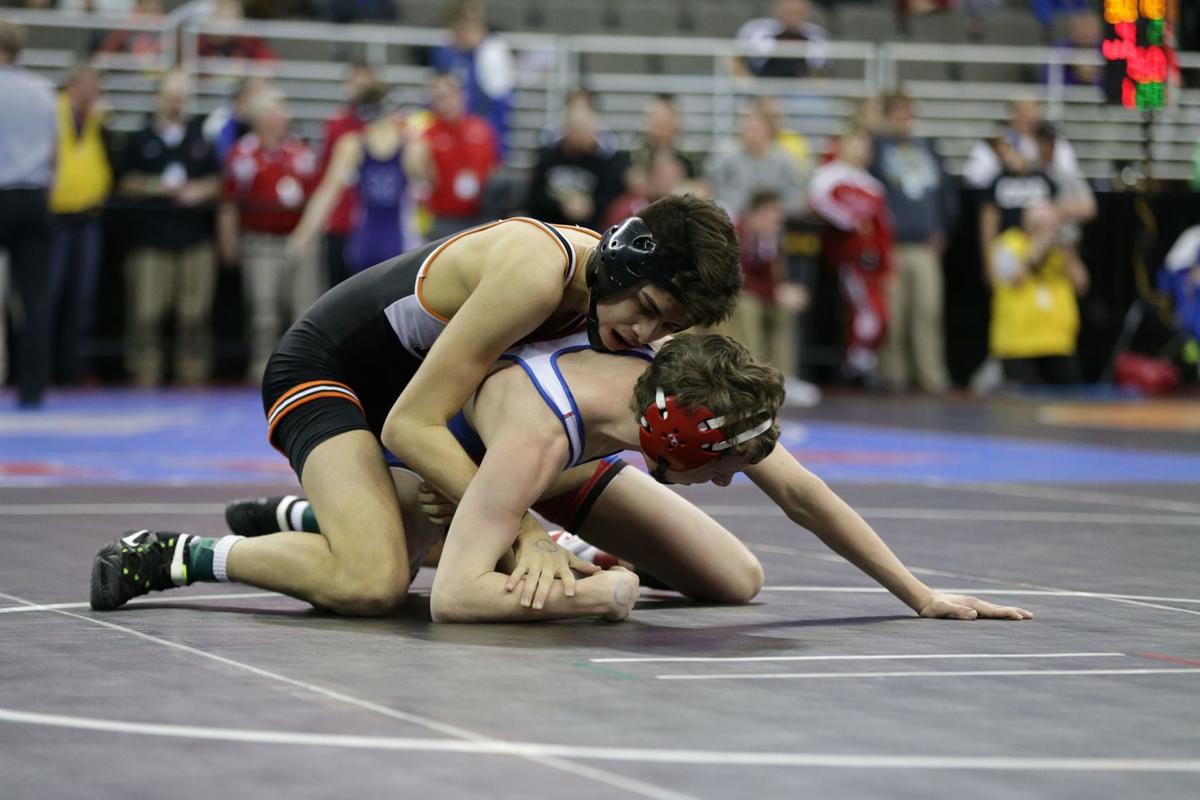 Lexington’s Andy Rojas stages comeback for first-round win