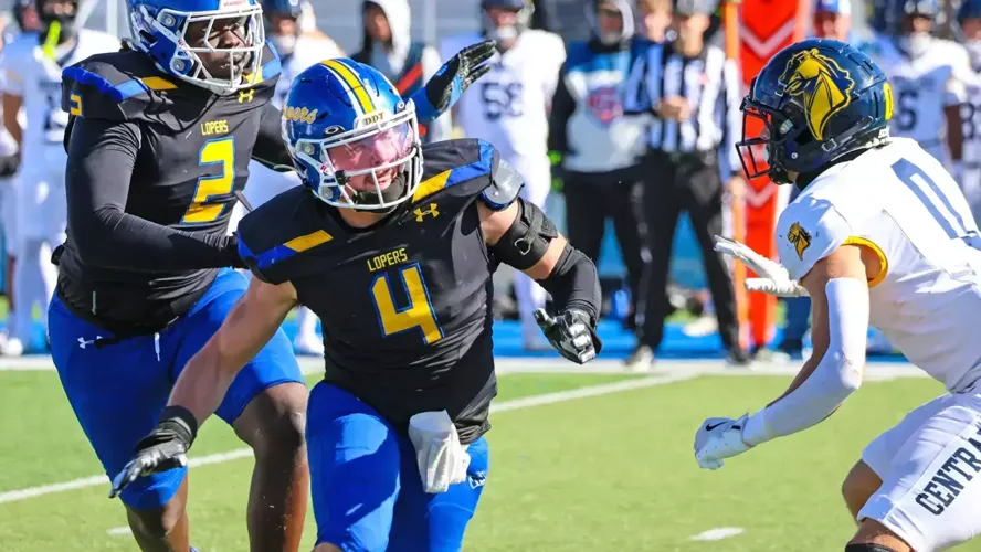 Game 1 Preview: Wildcats First Visit to Foster Field in 15 Years; First Home Opener in 5 Years