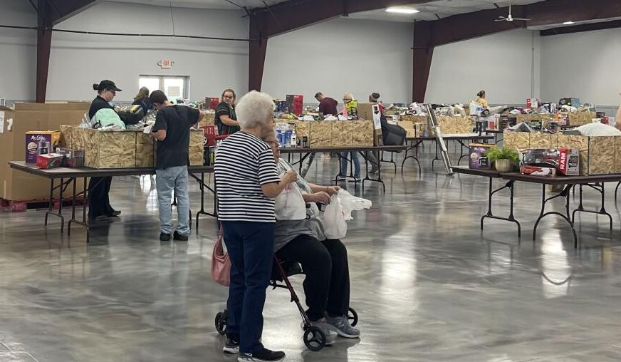 Holdrege couple open wholesale retail business