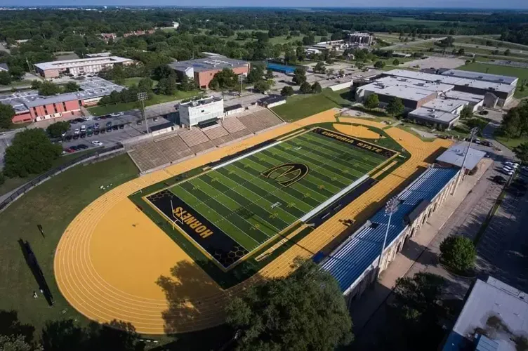 Eleven Lopers Qualify for NCAA Outdoor Championships at Emporia
