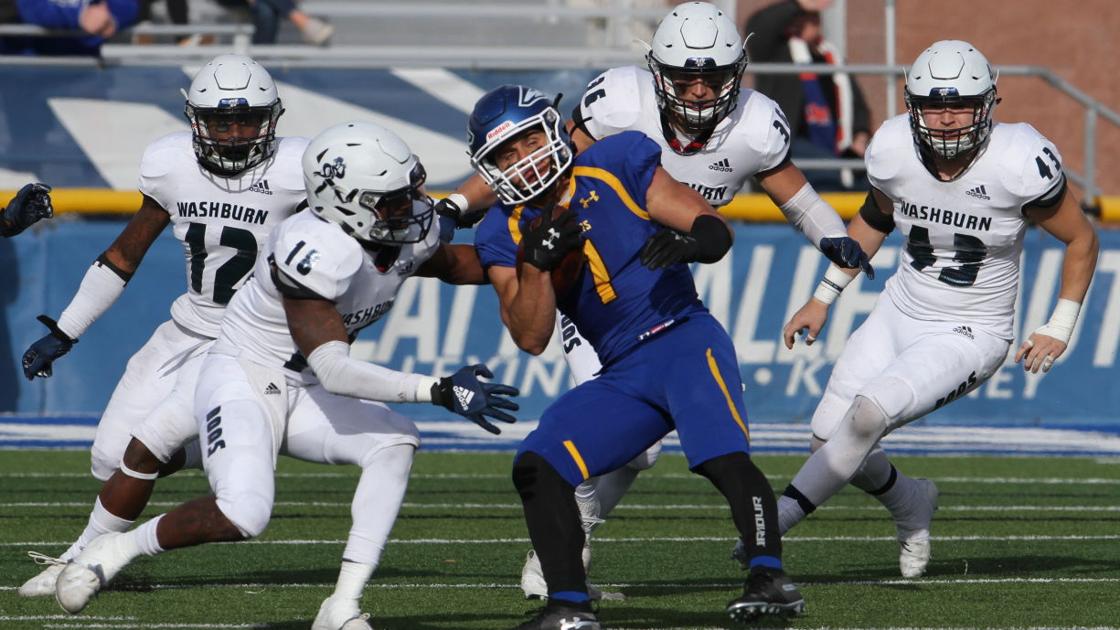 Lopers Season Ends With Crushing Defeat To Washburn Unk