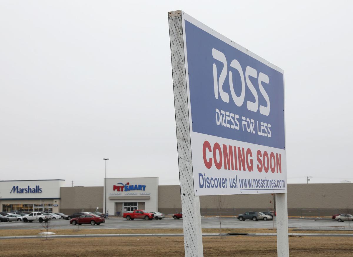 When will Ross Dress for Less open at the former Marshfield Mall?