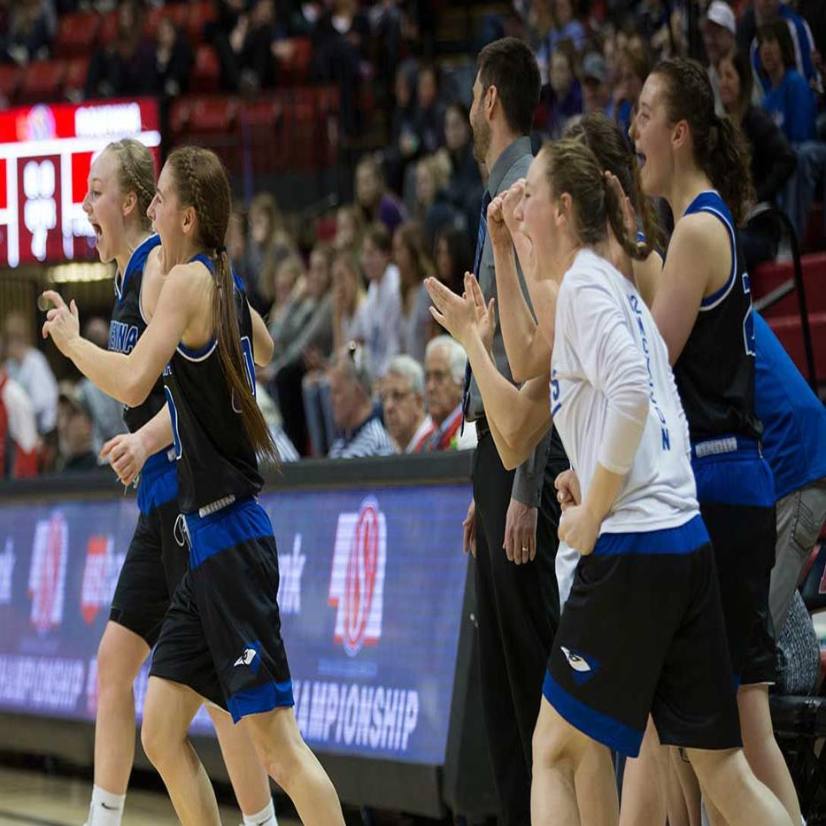 Ravenna Headed To Title Game After Beating St Cecilia Area