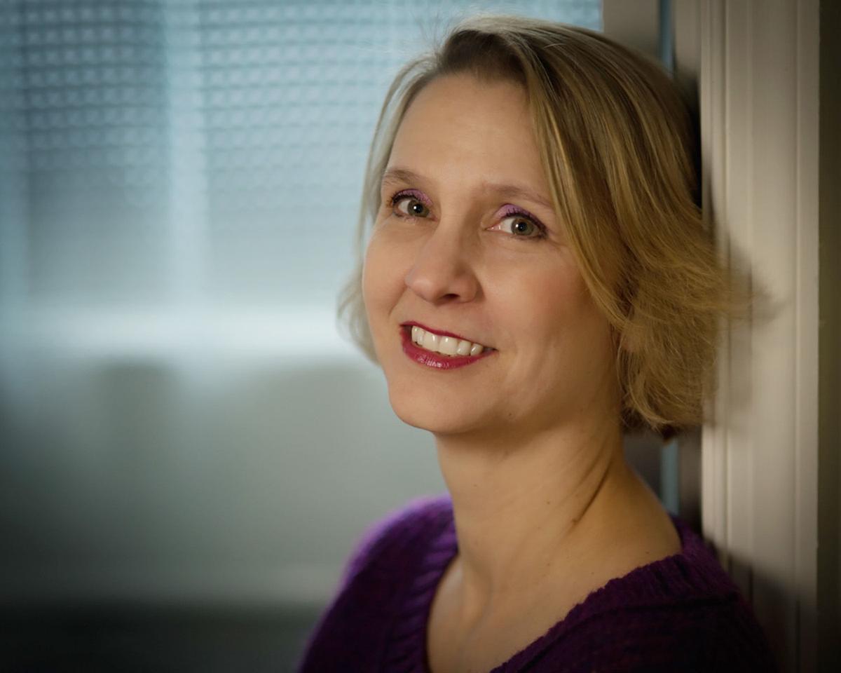 Novelist Leslie Pietrzyk