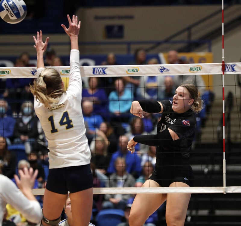 UNK sweeps Central Oklahoma in first round of MIAA Volleyball Tournament