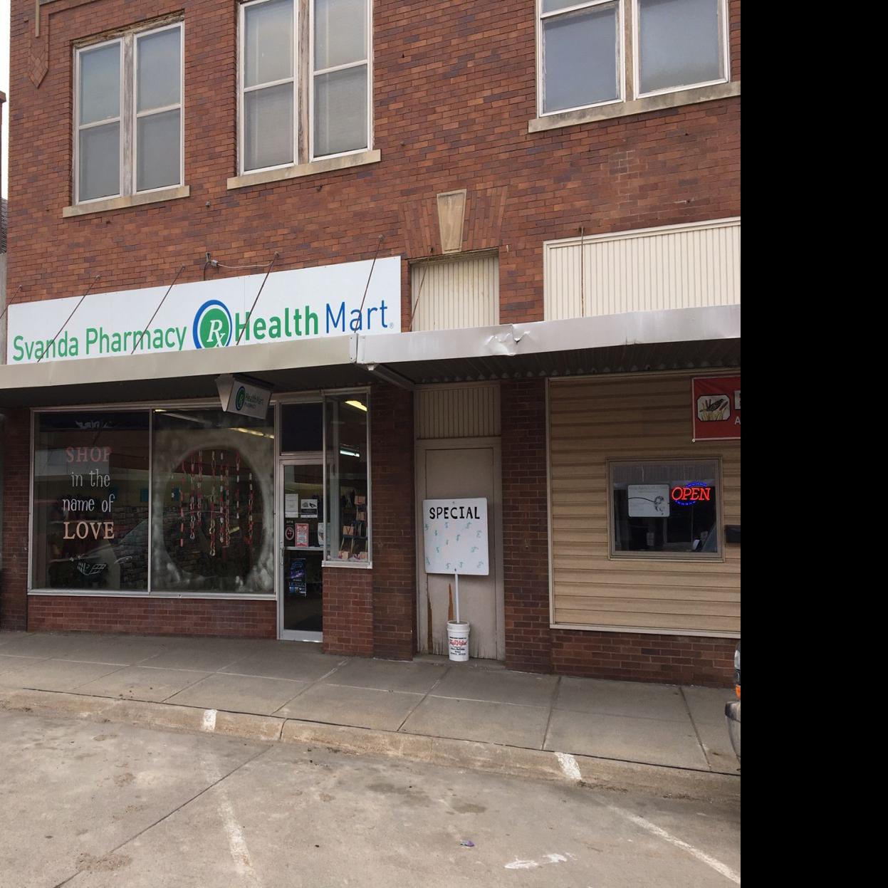 Not Just Passing Medication Over The Counter Svanda Pharmacy In Ravenna More Than A Drugstore Business Kearneyhub Com