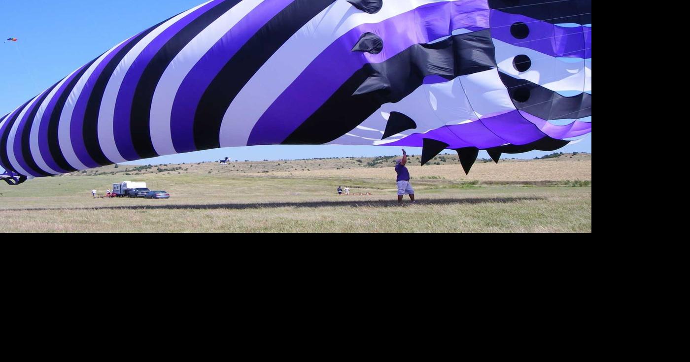 25 years of flying kites in Callaway