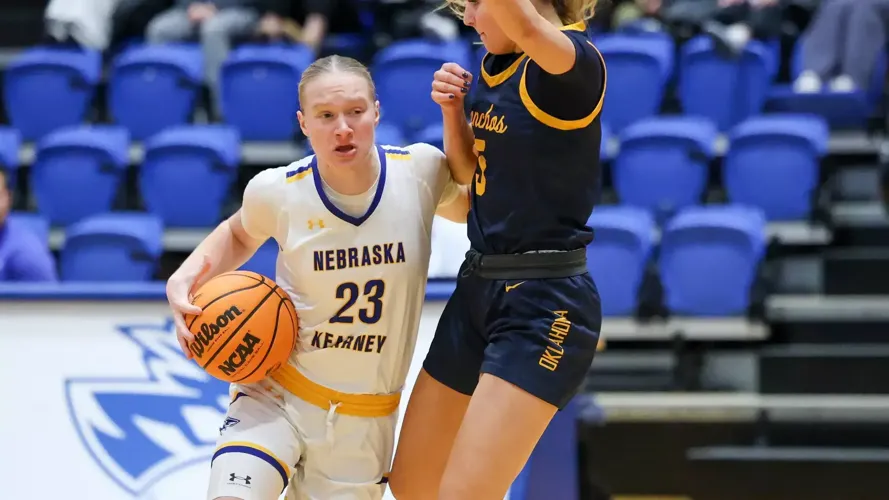 Lopers 8th and 10th in MIAA Preseason Polls