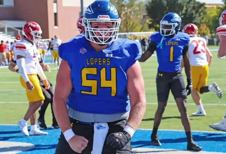 Game 6 Preview: Lopers Look to Slow Griffs Under the Lights