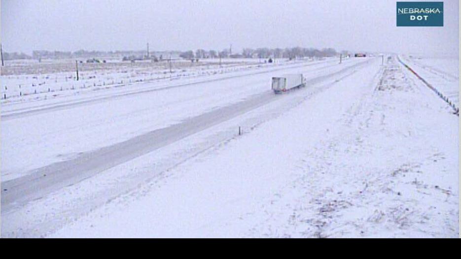 High winds, heavy snow in central Nebraska create dangerous travel