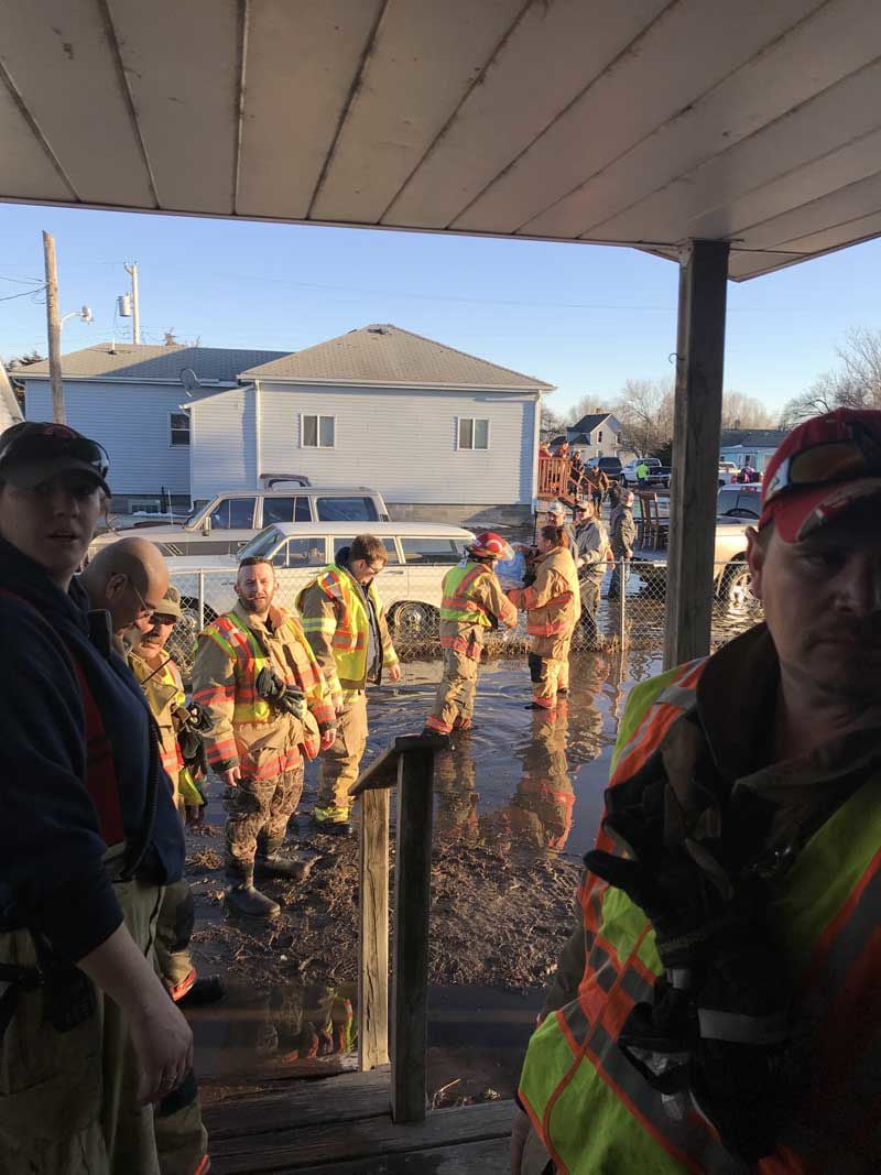 After five days of dealing with floodwaters, Gibbon begins recovering
