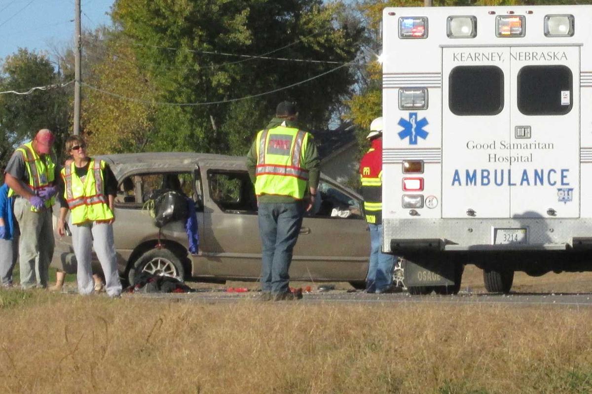 Man in critical condition after Pleasanton rollover crash