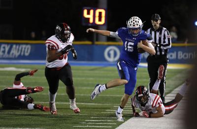 Bearcats Dominate First Half Ease Past Lincoln High Kearney